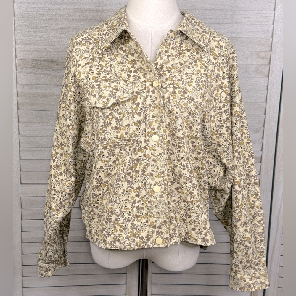 ANTHROPOLOGIE (Solitaire) Cottage Floral Cropped Eyelet Jacket Tan/Multi-XL